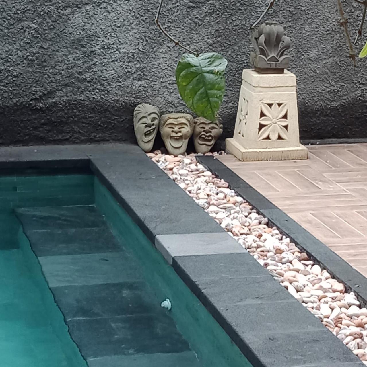 D'Puja Home Stay And Spa Nusa Dua (Bali) Exterior foto